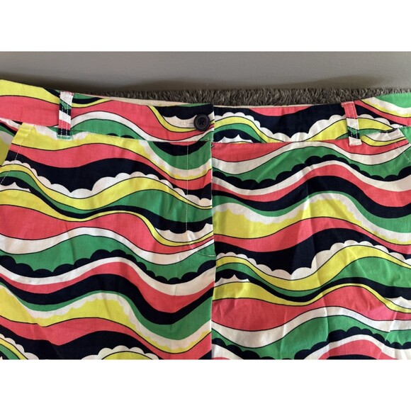 Excellent Condition, Crown & Ivy Shorts, 18W Plus, Curvy, Bright Multicolor - Picture 2 of 4
